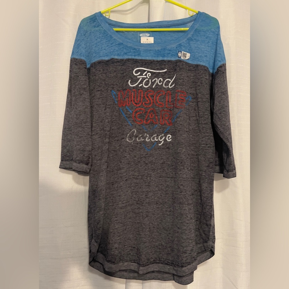 Ford NWT Muscle Car Garage Tee in Gray and Blue Mens XL